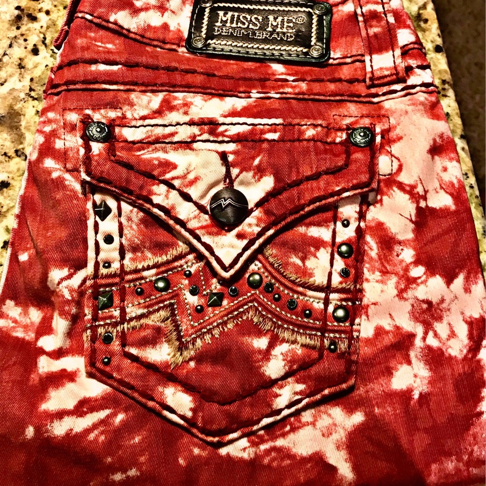 MISS ME TYE DYE JEANS